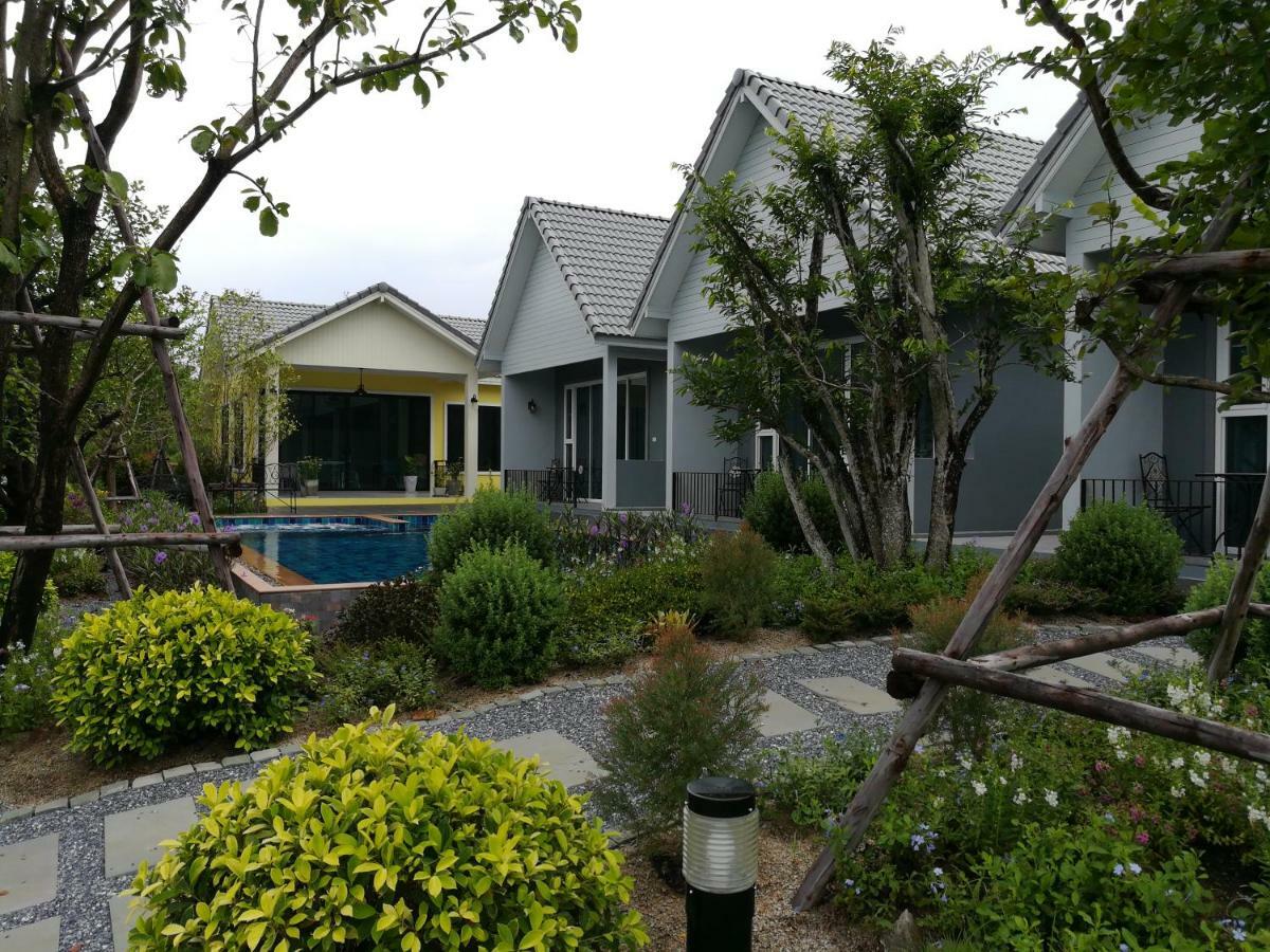 Baan Phurit Khaoyai Pak Chong Exterior foto