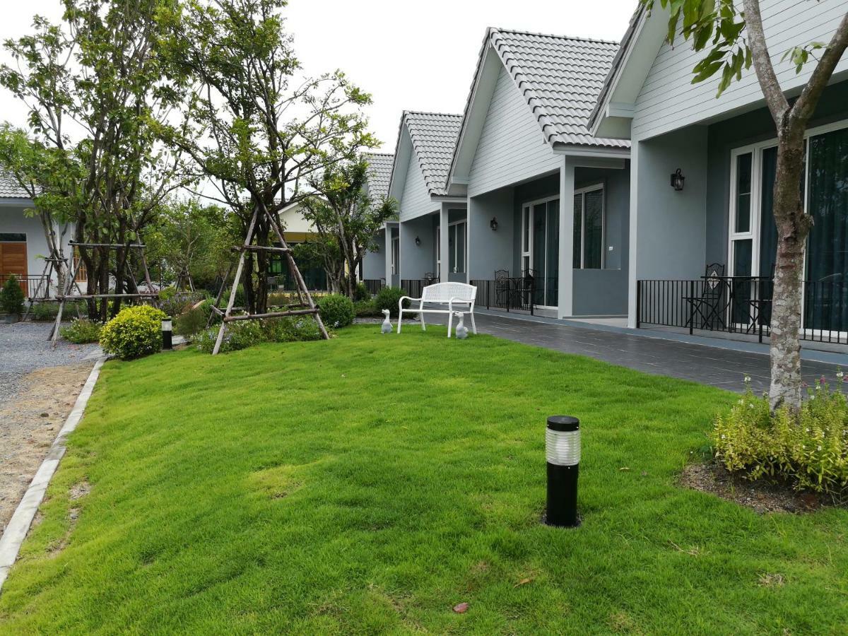 Baan Phurit Khaoyai Pak Chong Exterior foto
